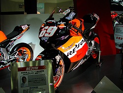 20051102_3.jpg(31095 byte)